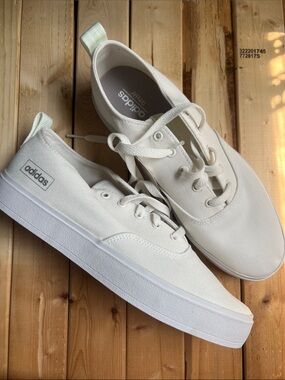 adidas light Cream Canvas Low-Top Sneakers with Mint Heel Tab